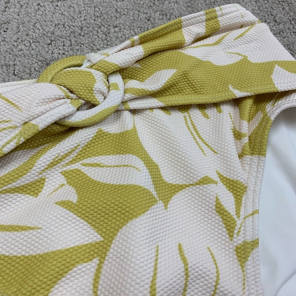 L SPACE bottoms - Picture 3 of 4